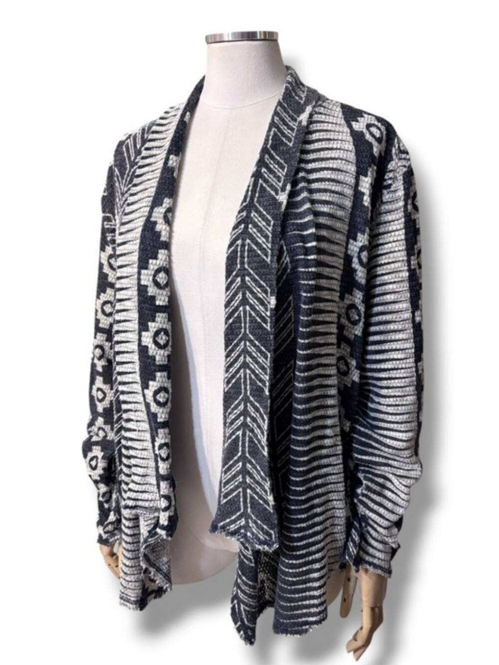 ARIAT Clarita Open Draped Front Tribal Print Cardigan Size Large
